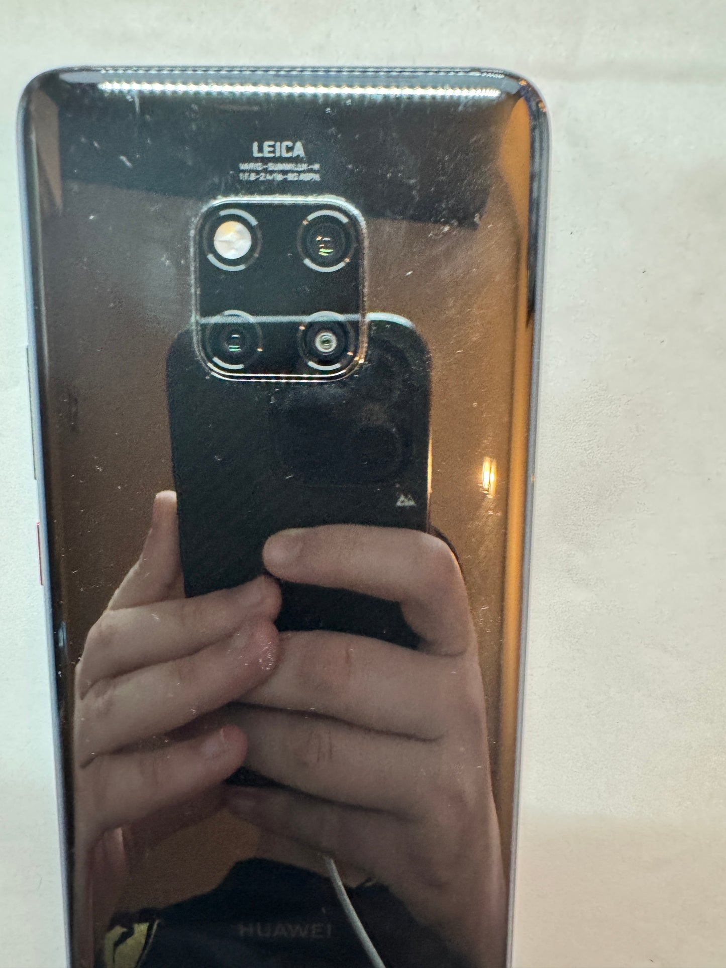 Huawei Mate 20 Pro 128GB Schwarz Glasbruch mit Zubehör